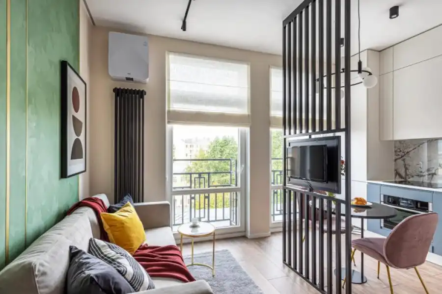 Minden ami a kényelemhez kell 41m2-en – modern, dekoratív berendezés kis lakásban