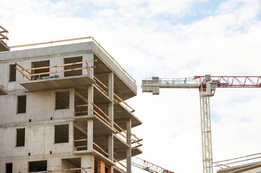 Nagy újdonság készül: bevezetik az építményi jogot az ingatlanokra
