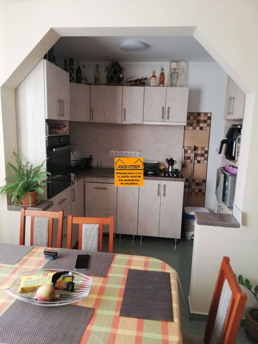 eladó családi ház, Apagy