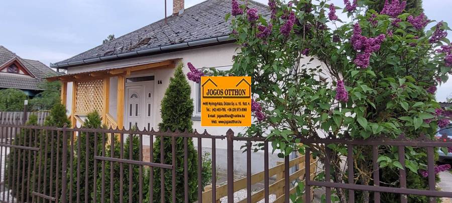 eladó családi ház, Napkor