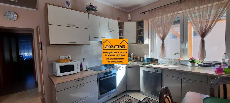 eladó családi ház, Nyíregyháza
