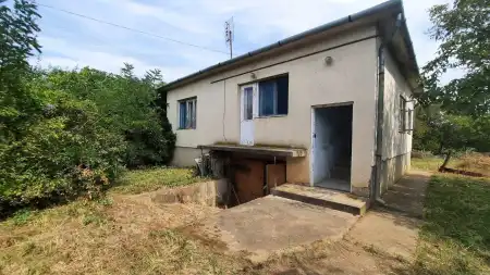 Eladó családi ház, Nyíregyháza 3 szoba 60 m² 11.9 M Ft