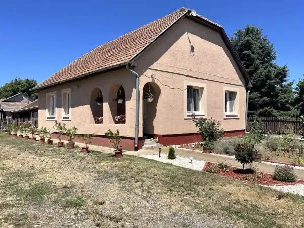 Eladó családi ház, Nyíregyháza 3 szoba 85 m² 48 M Ft