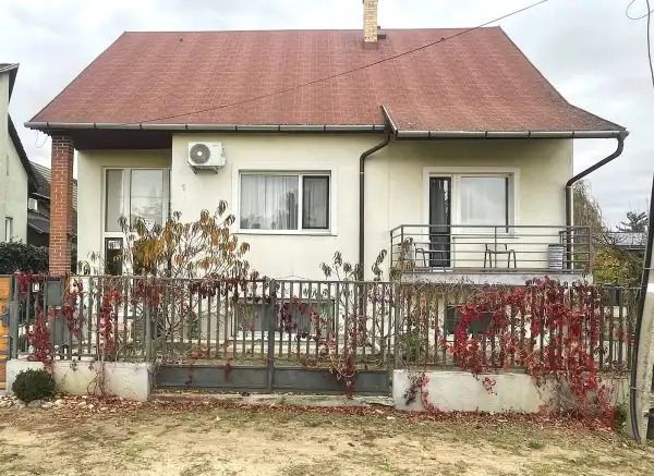 Eladó családi ház, Nyíregyháza 5 szoba 140 m² 130 M Ft