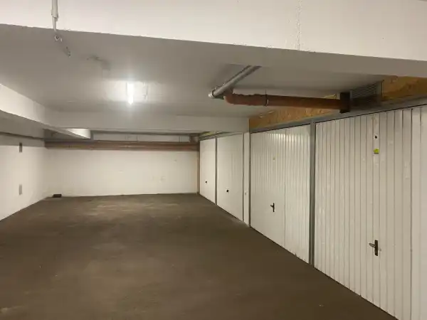 Eladó garázs, Nyíregyháza 12 m² 6.9 M Ft