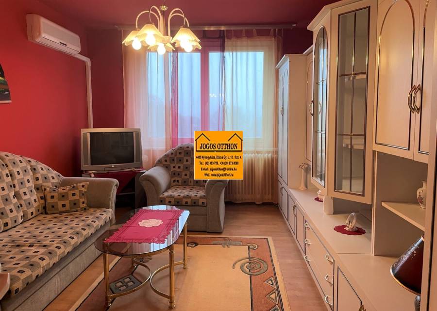 eladó panellakás, Nyíregyháza