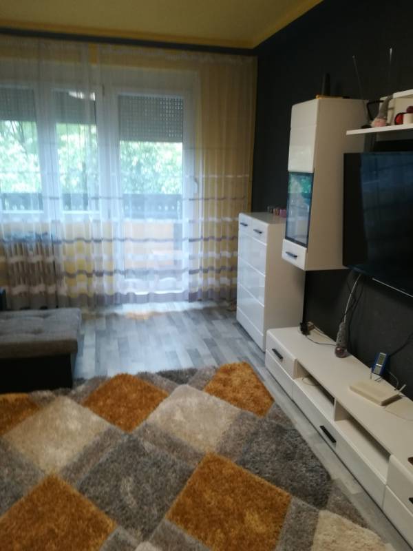 eladó panellakás, Nyíregyháza