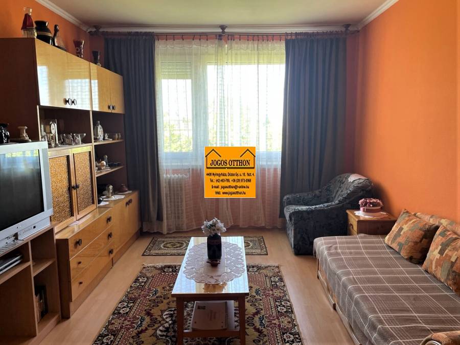 eladó panellakás, Nyíregyháza