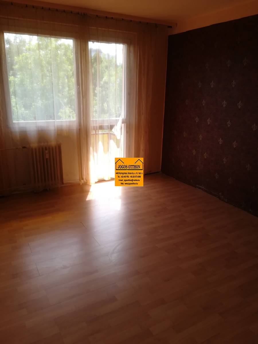 eladó panellakás, Nyíregyháza