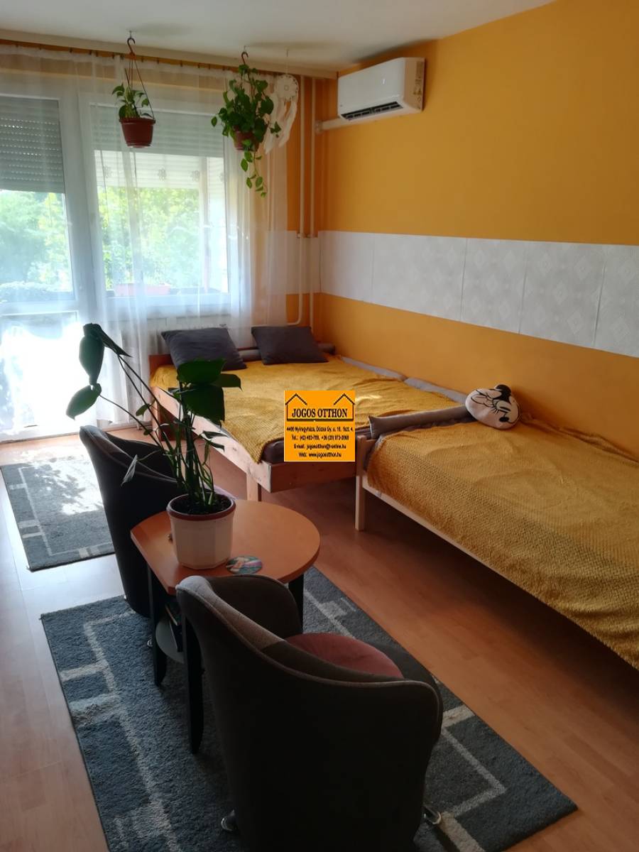 eladó panellakás, Nyíregyháza