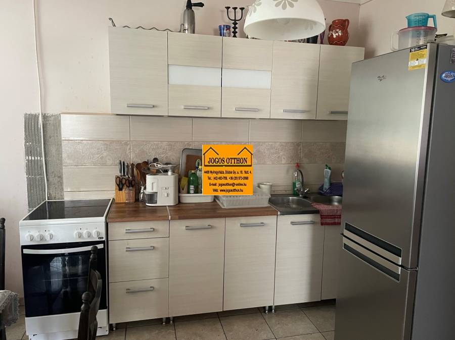 eladó panellakás, Nyíregyháza