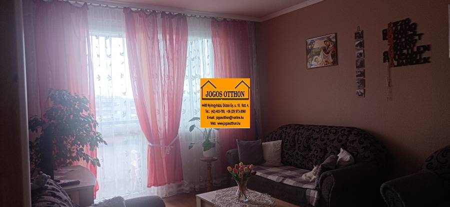 eladó panellakás, Nyíregyháza