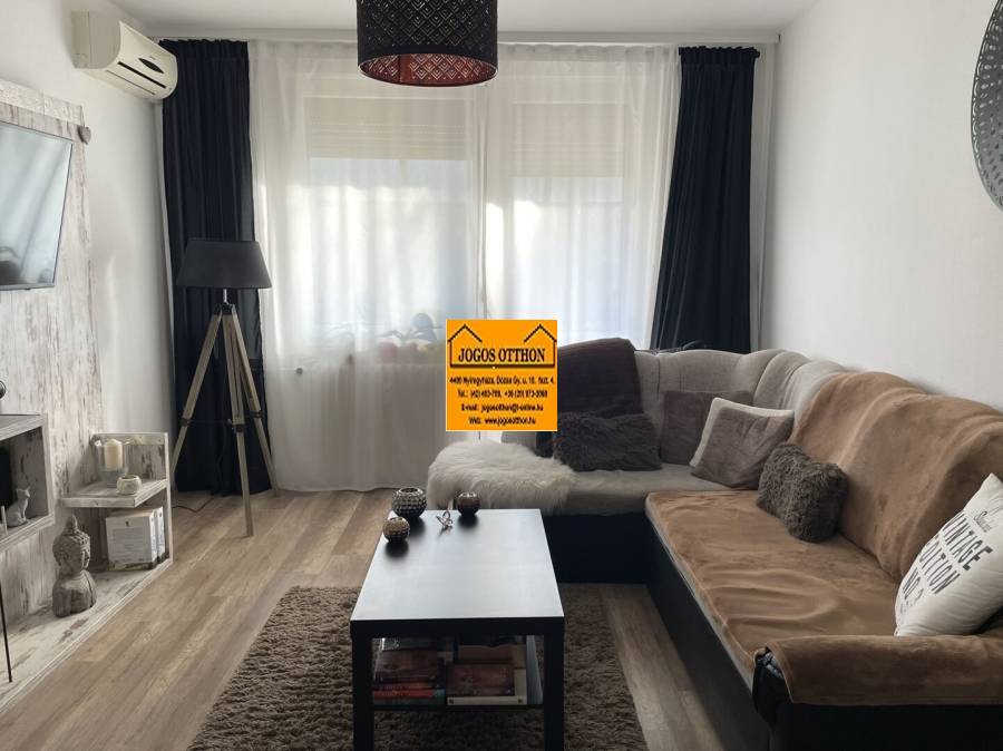 eladó panellakás, Nyíregyháza