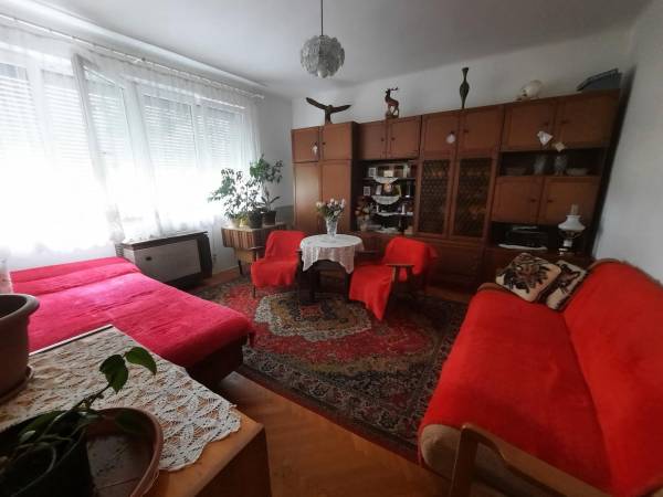 eladó téglalakás, Nyíregyháza