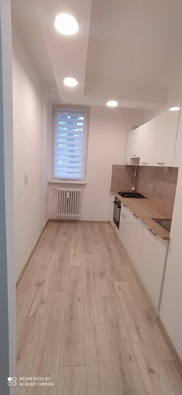 eladó téglalakás, Nyíregyháza