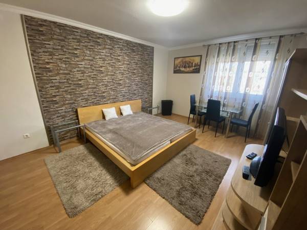 eladó téglalakás, Nyíregyháza