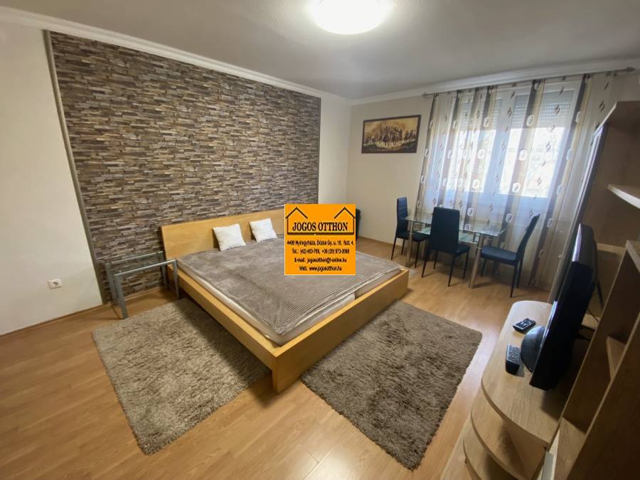 eladó téglalakás, Nyíregyháza