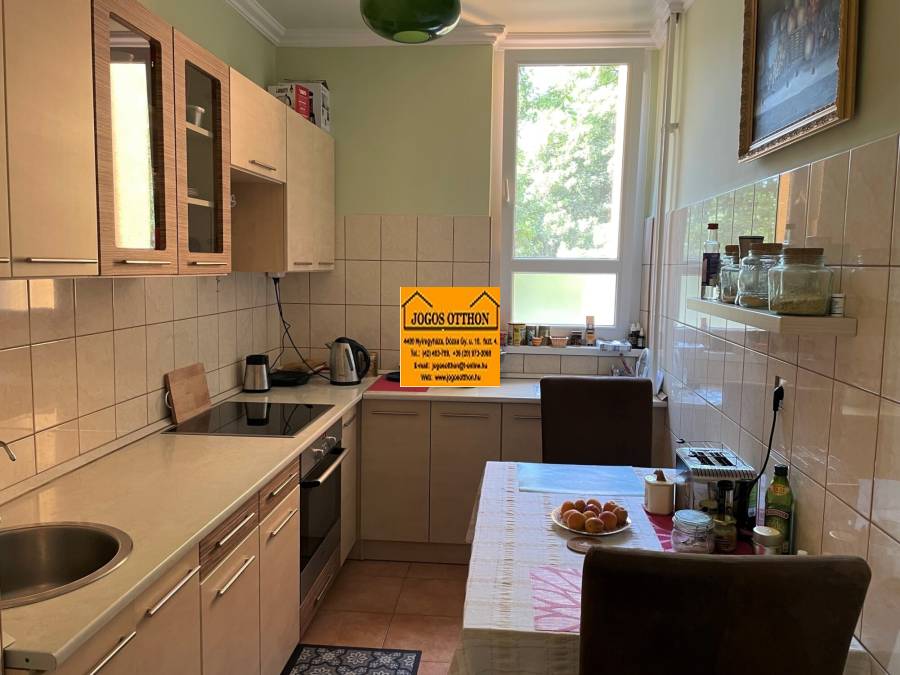 eladó téglalakás, Nyíregyháza