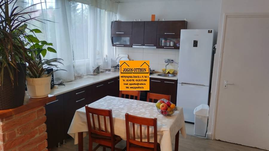 eladó téglalakás, Nyíregyháza