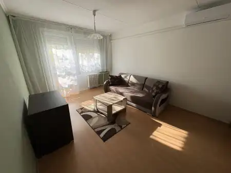Kiadó panellakás, Nyíregyháza 1+1 szoba 43 m² 130 E Ft/hó